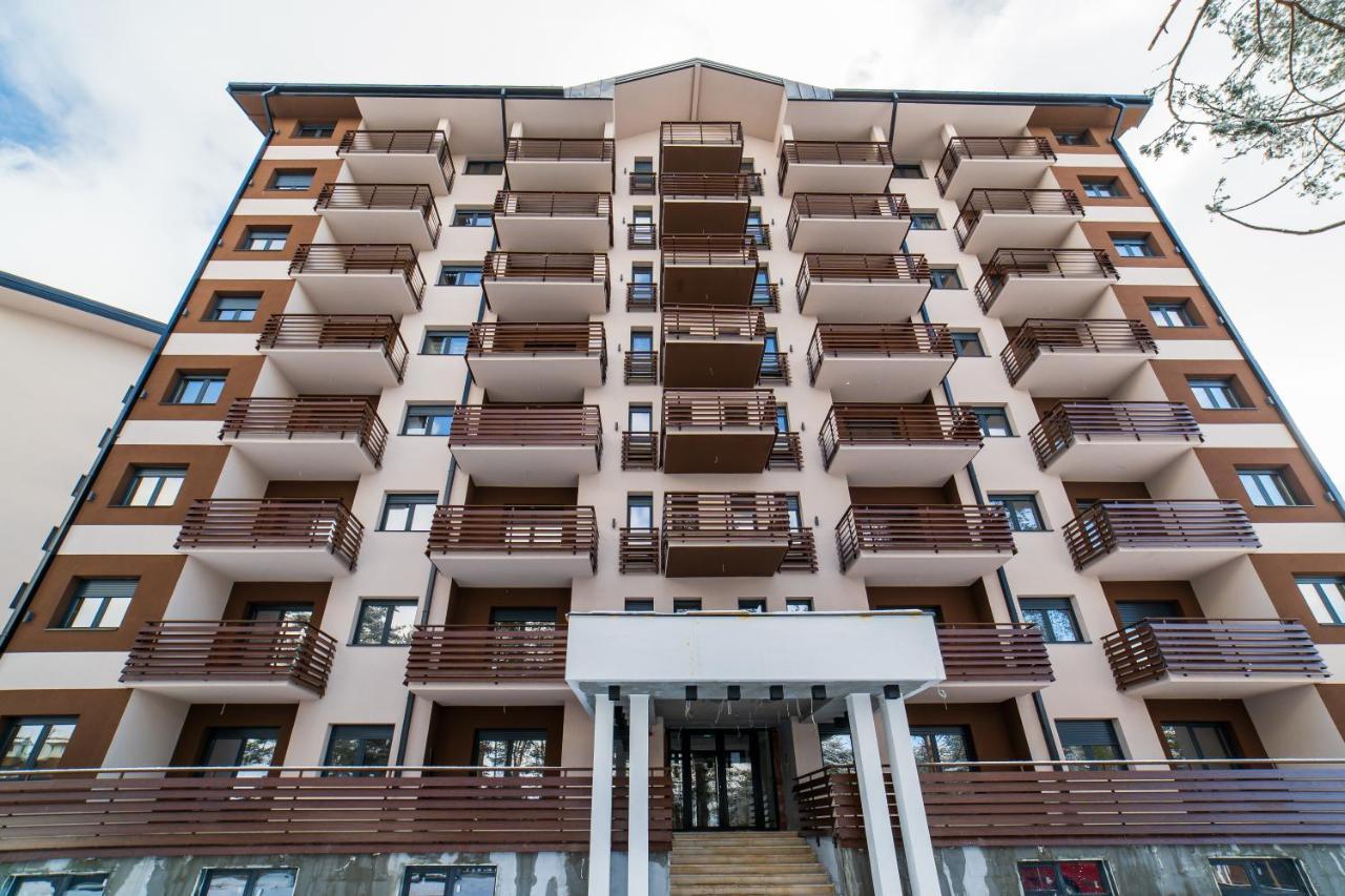 Vila Pekovic Green, Pine Trees View 2 Bedrooms Apartment Zlatibor Buitenkant foto